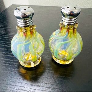 Glass Act Green Swirl Glass Salt & Pepper Shaker Set – Handblown Artisan Kitchen